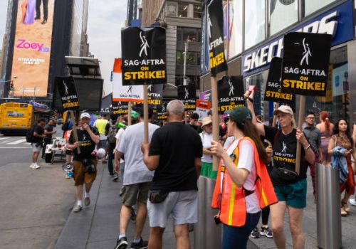 Acuerdo entre SAG-AFTRA y Productores pone fin a la huelga de actores