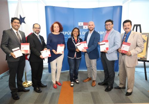 ASDAP REALIZÓ DONACIÓN DE LIBROS SOBRE DERECHO DE AUTOR AL MINISTERIO DE CULTURA DE PANAMÁ
